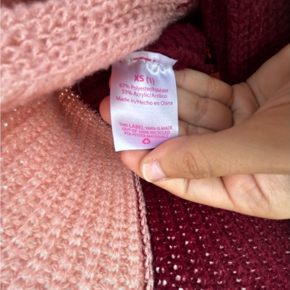 Knot sweater - Picture 2 of 2